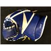 Image 2 : Jean-Sébastien Aubin GAME USED MAPLE LEAFS GOALIE GLOVE