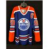 Image 3 : WAYNE GRETZKY AUTOGRAPHED OILERS HOCKEY JERSEY