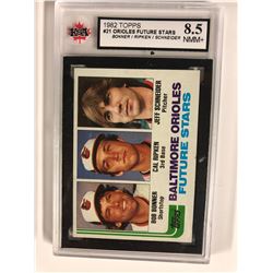 1982 TOPPS #21 ORIOLES FUTURE STARS (8.5 NM+) BONNER/RIPKEN/SCHNEIDER