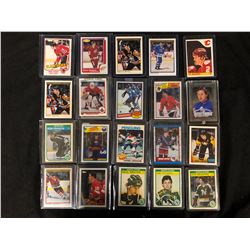 MIXED HOCKEY CARD LOT