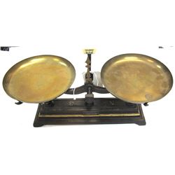 Antique Cast Iron Troemner Scale