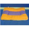 Image 2 : New pet bed / reversable soft and plush