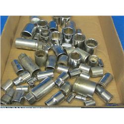 Flat of Large sockets