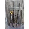 Image 1 : THREE SHOVELS