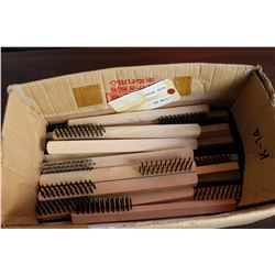 BOX OF WIRE BRUSHES