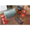 Image 2 : STANLEY METAL LUNCH BOX AND TWO LANTERNS