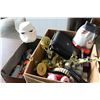Image 2 : BOX OF TOYS AND COLLECTIBLES