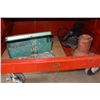 Image 3 : RED AND BLACK METAL SHOP CART WITH TOOLS