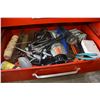 Image 4 : RED AND BLACK METAL SHOP CART WITH TOOLS