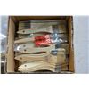 Image 1 : SMALL CASE OF 40MM BRUSHES