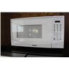 Image 1 : WHITE KENMORE MICROWAVE