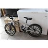 Image 1 : REDLINE BMX BIKE