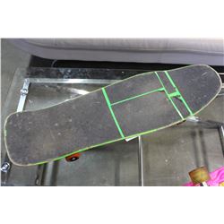 FOLK SKATEBOARD