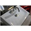 Image 2 : INSEPA SINK WITH TAPS