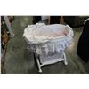 Image 1 : KOLCRAFT BABY BASINETTE