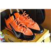 Image 1 : PAIR OF NIKE CLEATS