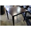 Image 2 : MODERN DINING TABLE