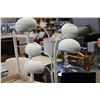 Image 2 : WHITE FIVE HEAD FLOOR LAMP