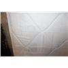 Image 3 : SERTA QUEENSIZE SERTAPEDIC MATTRESS