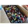 Image 1 : BOX OF JUSTICE LEAGUE DC STRING FIGURES