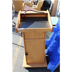 OAK SOUND CRAFT PODIUM WITH COVER