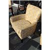 Image 2 : UPHOLSTERED ARMCHAIR