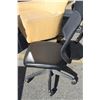 Image 2 : BLACK MESHBACK ROLLING OFFICE CHAIR