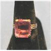 Image 1 : RING W/AMETHYST, EMERALD CUT (SIZE 6-3/4)