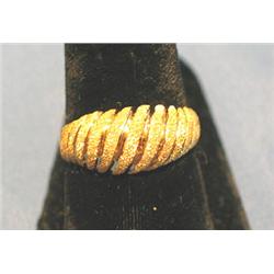 14KT GOLD RING (SIZE 9-3/4)
