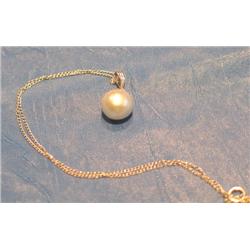 APPROX. 18" CHAIN W/PENDANT