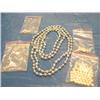 Image 1 : LOT, STRINGS OF PEARLS/BEADS & LOOSE PEARLS/B