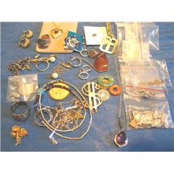LOT, MISCELLANEOUS JEWELRY