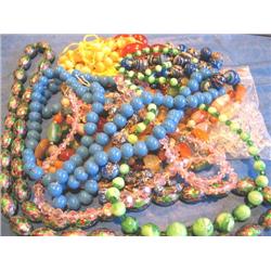 LOT, MISCELLANEOUS BEADS