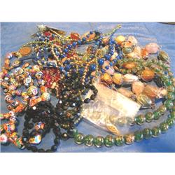 LOT, MISCELLANEOUS BEADS