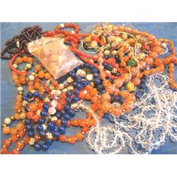 LOT, MISCELLANEOUS BEADS