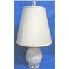 Image 1 : 22-1/2" "IVY" PATTERN WHITE GLASS TABLE LAMP