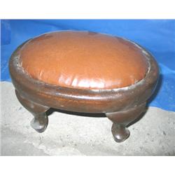 6-1/2"H WOOD FOOT STOOL