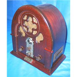 THOMAS COLLECTIBLES EDITION RADIO W/CASSETTE