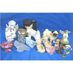 LOT, (18) FIGURINES