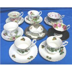 LOT, TEACUP COLLECTION W/ SAUCERS (8)