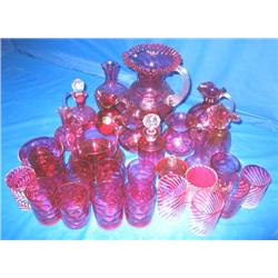 LOT, CARNIVALWARE (39 PC)