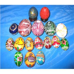 LOT, EGG COLLECTION (17 PC)