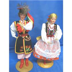 DOLL SET (2) W/GLASS DOMES