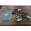 Image 1 : 4 Iron Trivets