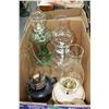Image 1 : 4 Oil Lamps
