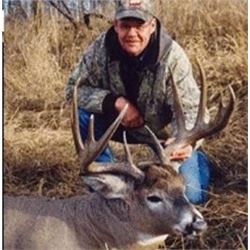 6 DAY MANITOBA WHITETAIL HUNT