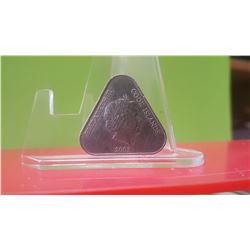 2 Dollars - Elizabeth II, 2003, cook islands, triangular shape