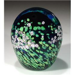 17: Peter Raos 2000 Monet Summer Paperweight
