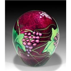 19: Peter Raos Renoir Vineyard Paperweight