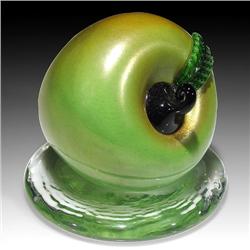 303: Lundberg Studios 1993 Apple Paperweight